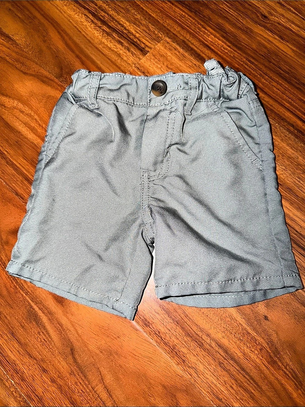 Cat & Jack Boys 2T Gray Shorts Like New